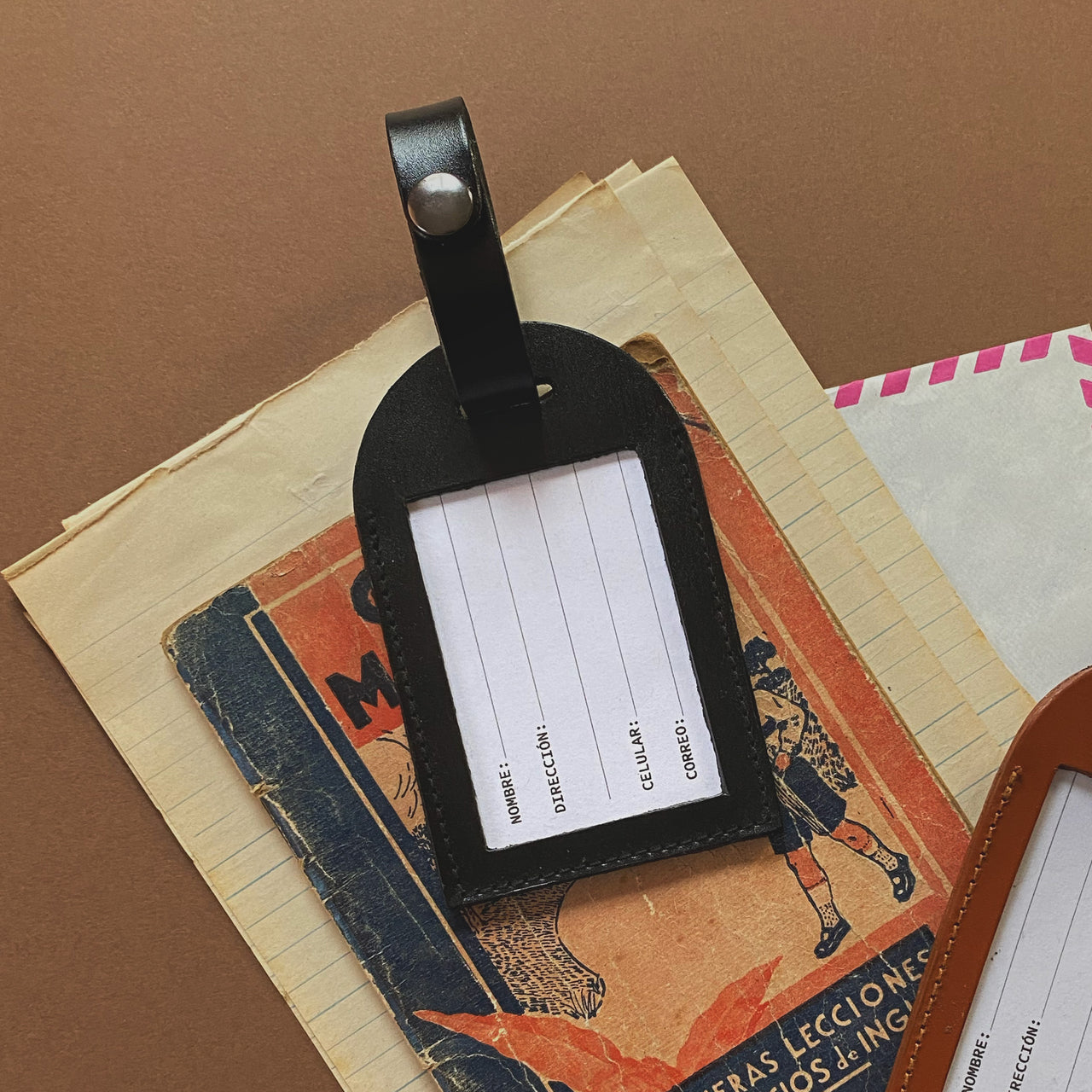 Tag etiqueta de viaje cuero Negro