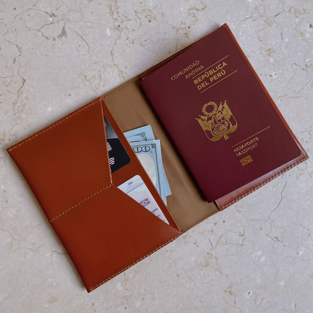 Portapasaportes De Cuero PU Para Mujer - Estuche Compacto Para Pasaporte, Tarjetas Y Billetes, Color Café, Ideal Para Viajes