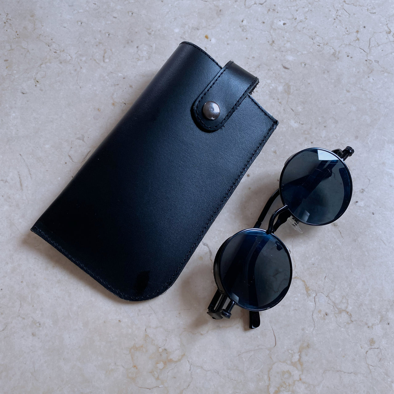 Porta Lentes cuero negro